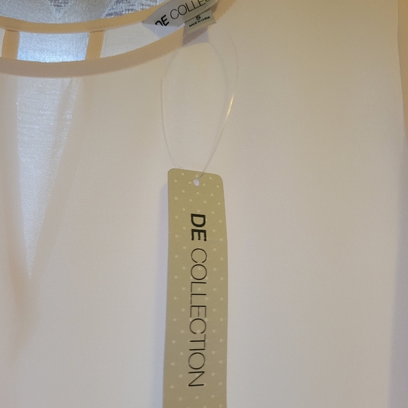 DE Collection Blouse - Picture 2 of 3